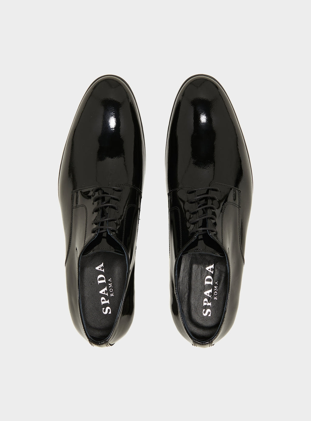 Derby lucida in pelle