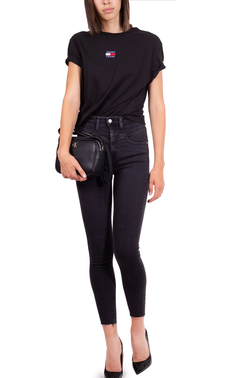 TOMMY JEANS - Women's boxy crop T-shirt with logo patch  - Size S-3