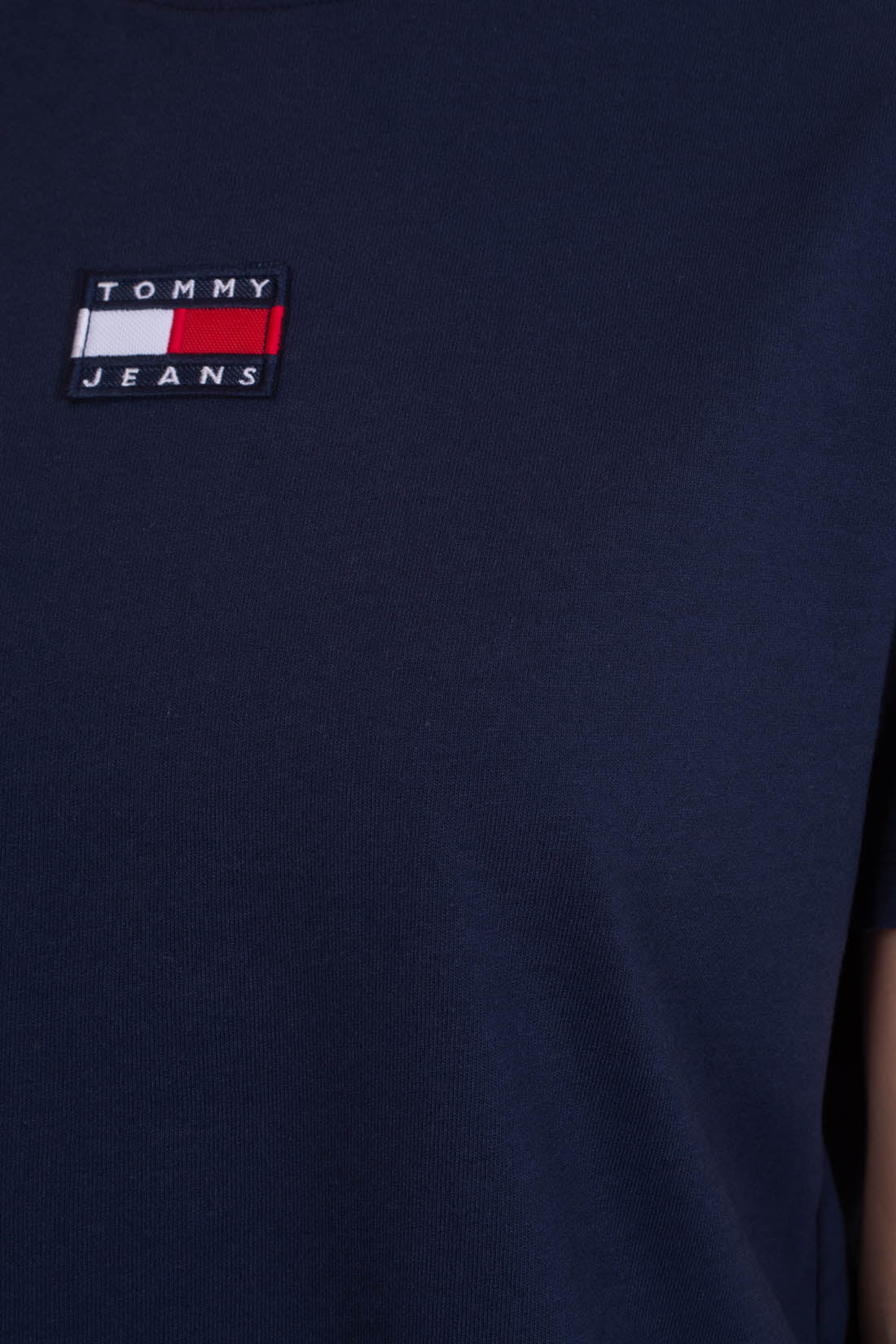 TOMMY JEANS - Women's boxy crop T-shirt with logo patch  - Size S-16