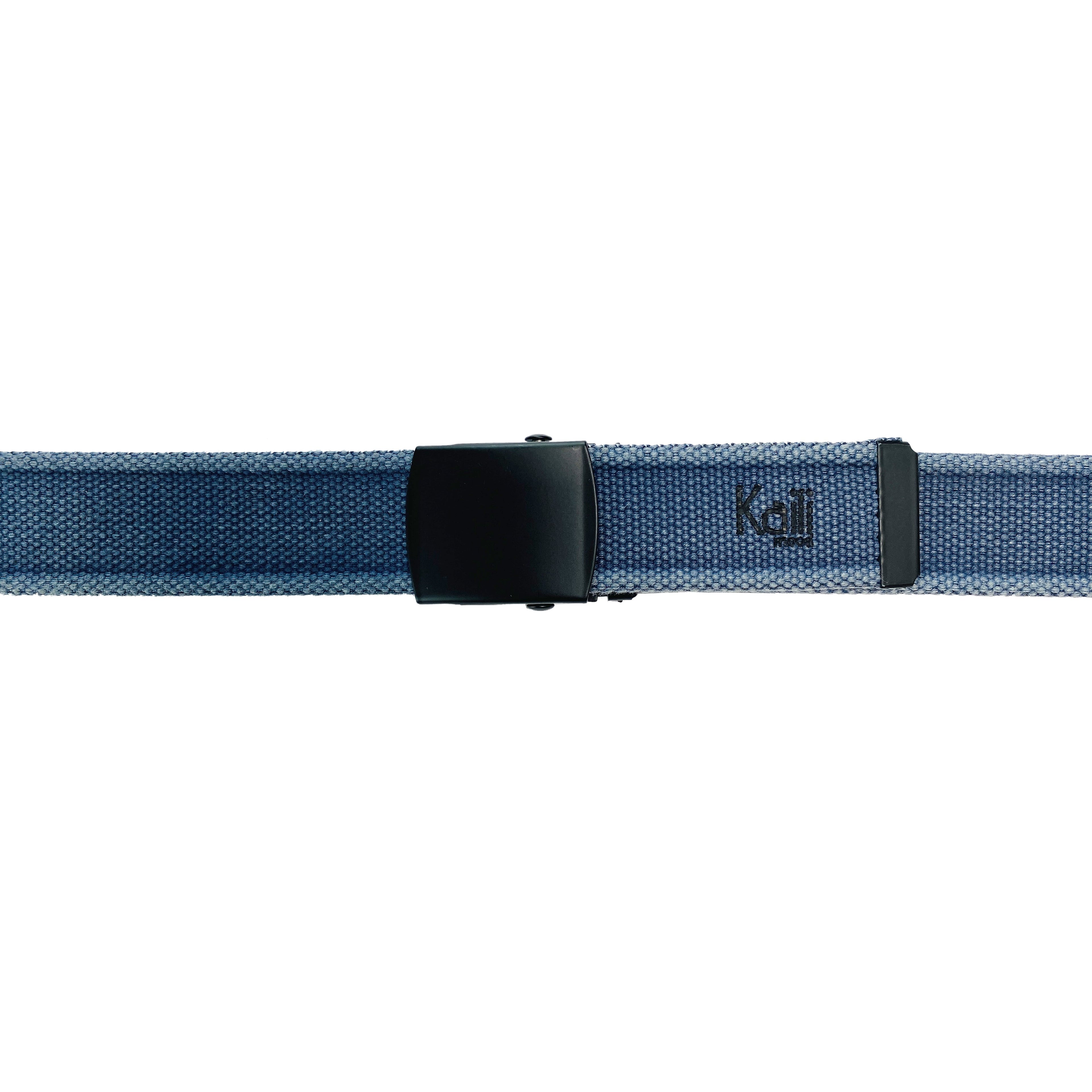K4010DB | Cintura Nastro Canvas Stone Washed Col. Blu con Fibbia Nero Opaco. Dimensioni: cm 125 x 4 x 0,5 Taglia Unica - Accorciabile. Confezione: Gift Box rigido fondo/coperchio-1