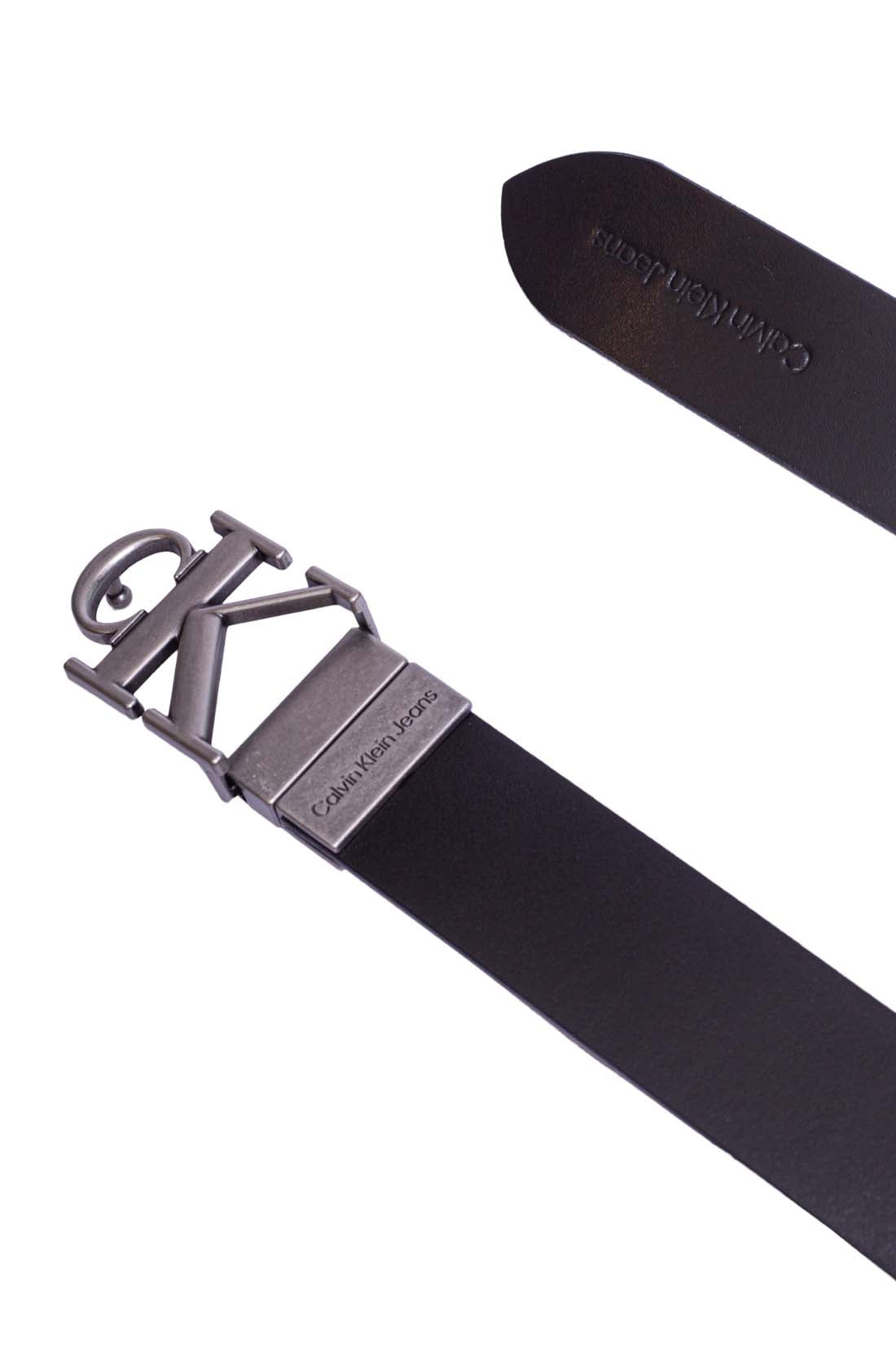 CALVIN KLEIN JEANS - Women's reversible leather logo belt-18