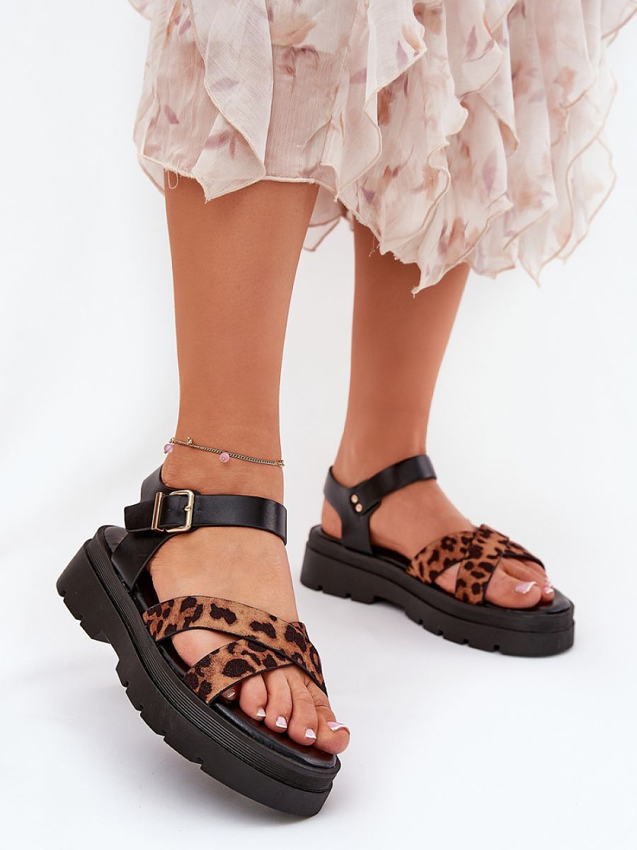 Platform sandals model 209897 Step in style